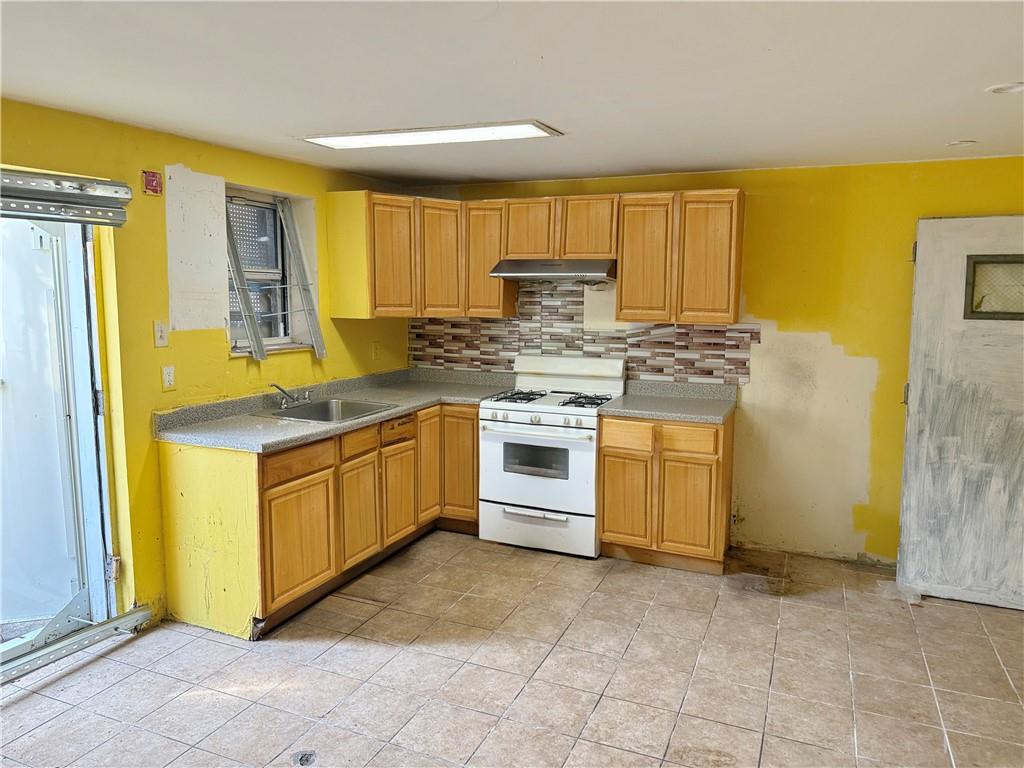 3028 Brighton 8th Street Brighton Beach Brooklyn NY 11235