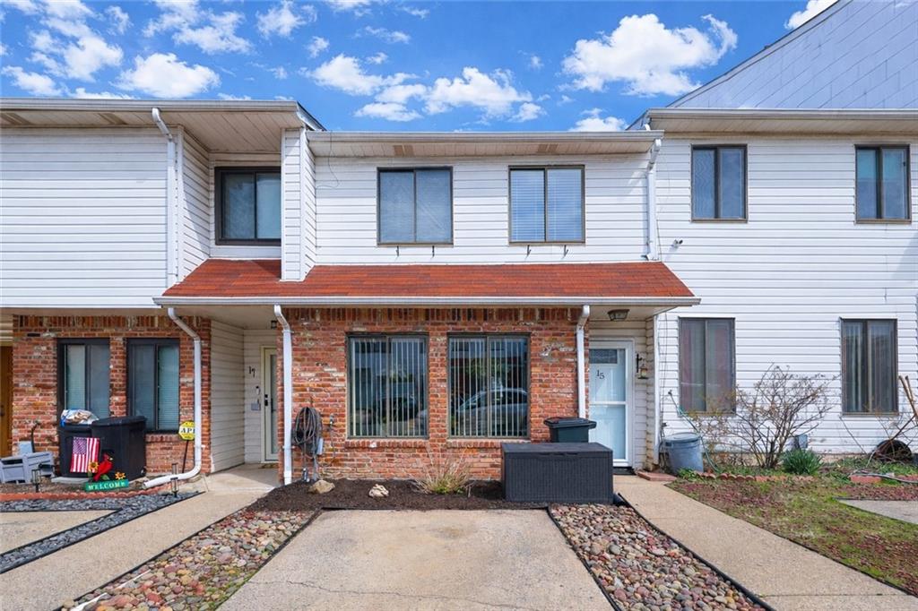 15 Stratford Court New Springville Staten Island NY 10314