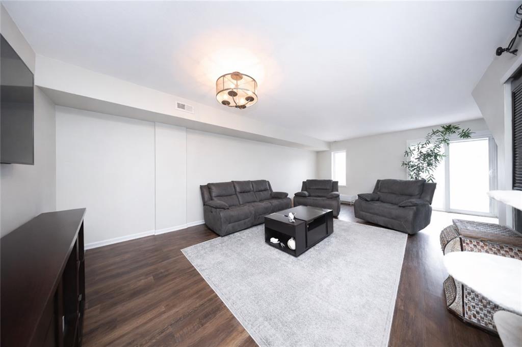 15 Stratford Court New Springville Staten Island NY 10314