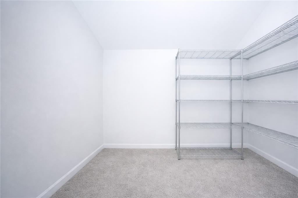 15 Stratford Court New Springville Staten Island NY 10314