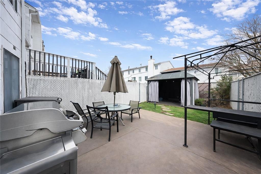 15 Stratford Court New Springville Staten Island NY 10314