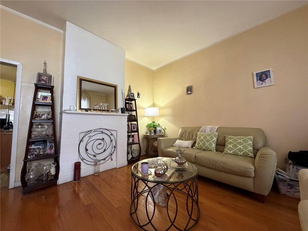 256 Westervelt Avenue St. George Staten Island NY 10301