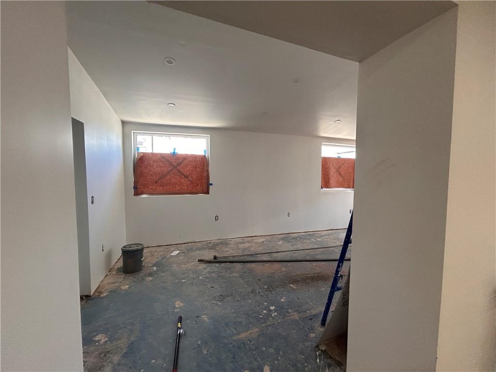 59 Saint Marys Avenue Rosebank State Island NY 10305