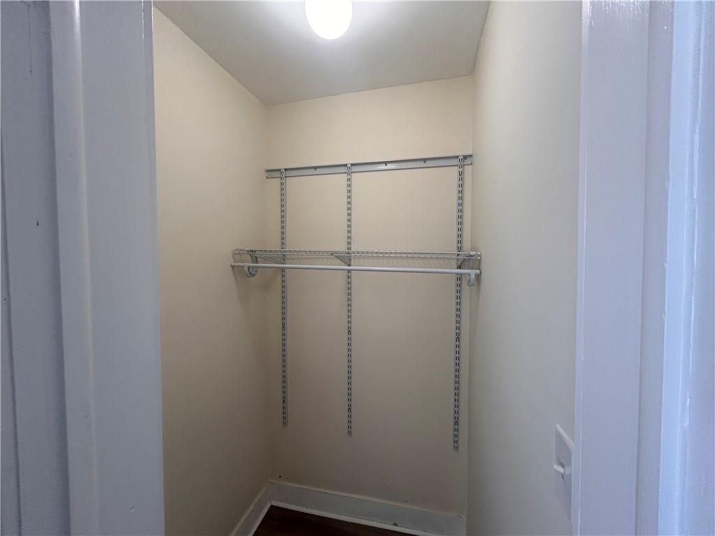 59 Saint Marys Avenue Rosebank State Island NY 10305