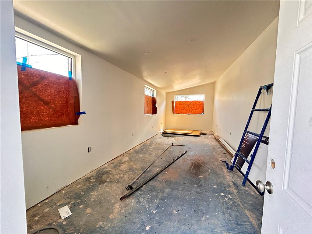 59 Saint Marys Avenue Rosebank State Island NY 10305