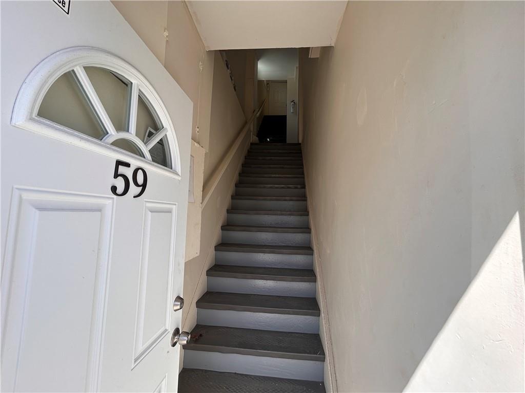 59 Saint Marys Avenue Rosebank State Island NY 10305