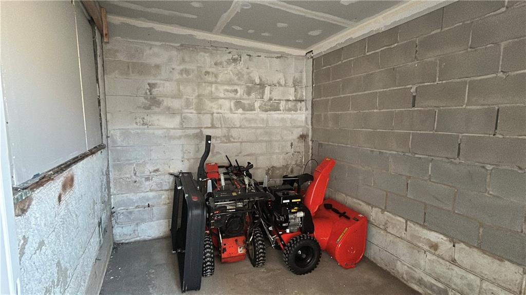 59 Saint Marys Avenue Rosebank State Island NY 10305