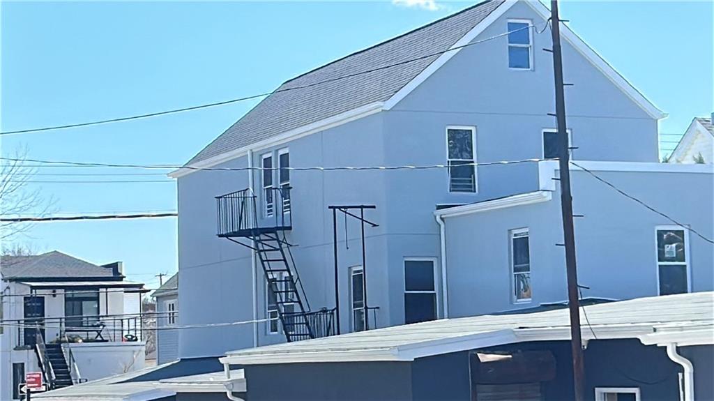 59 Saint Marys Avenue Rosebank State Island NY 10305