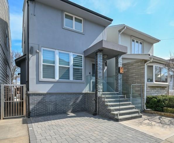 33 Kings Place Gravesend Brooklyn NY 11223