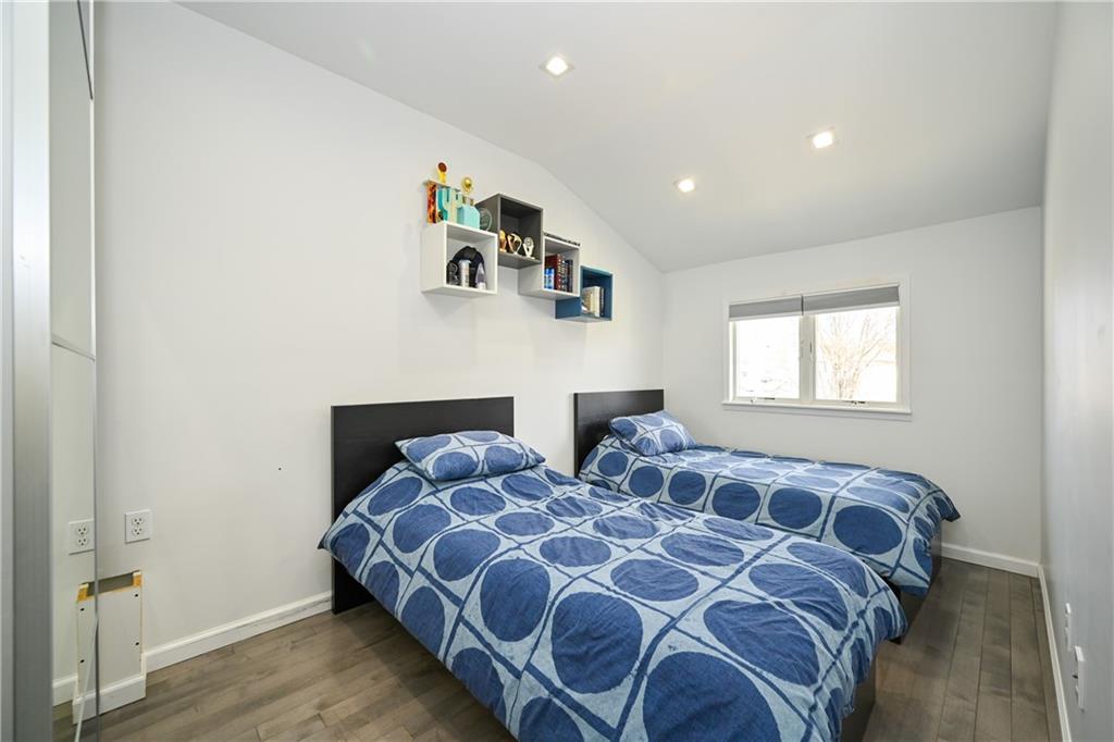 33 Kings Place Gravesend Brooklyn NY 11223