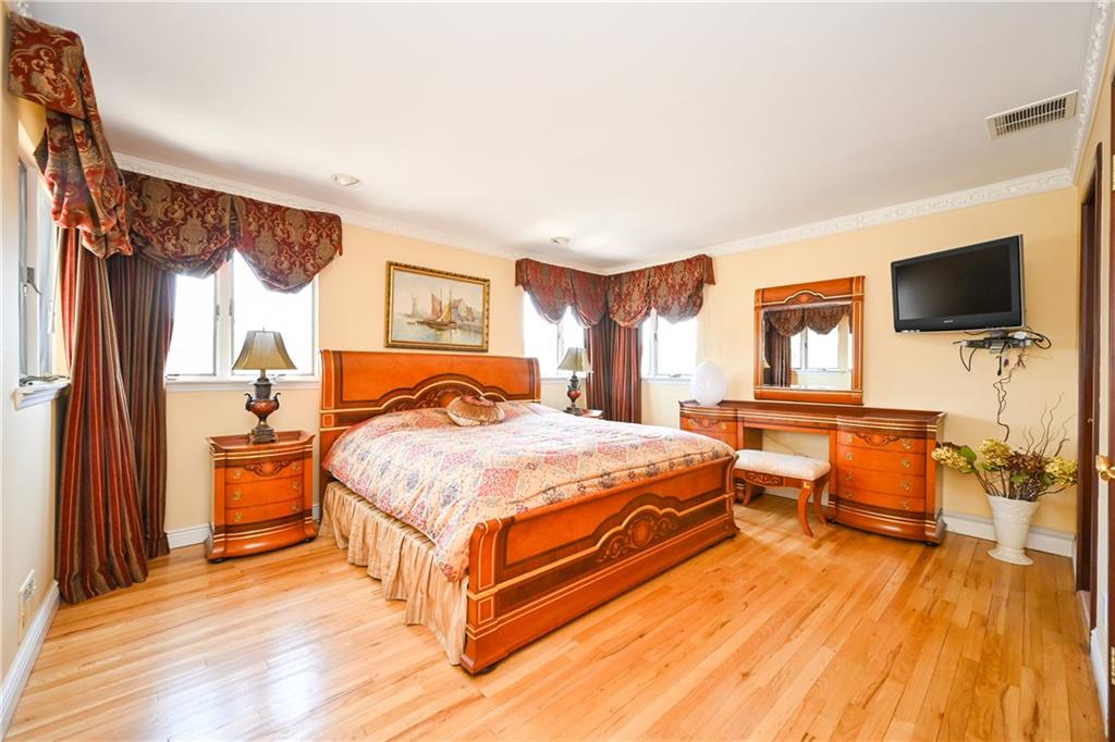 2743 East 66th Street Mill Basin Brooklyn NY 11234