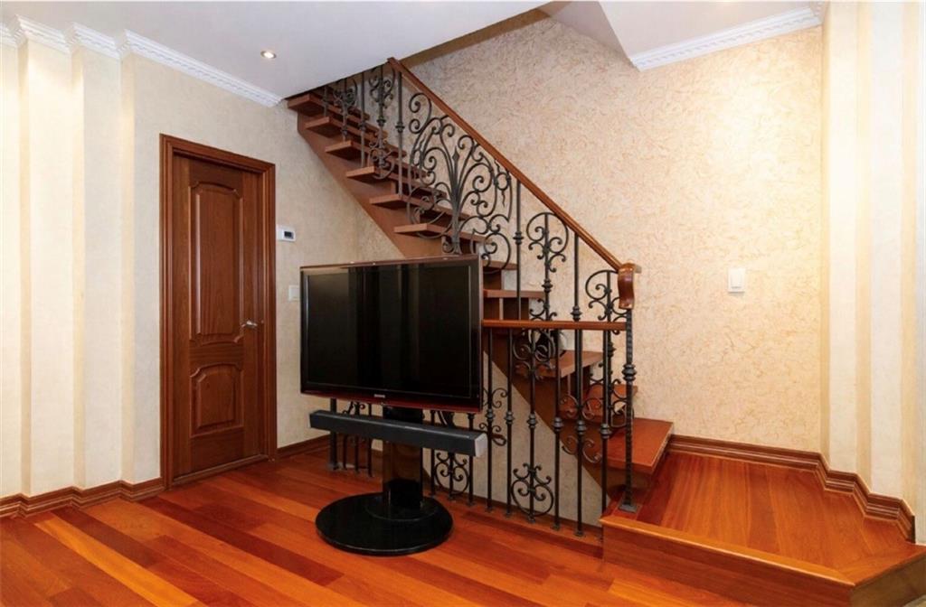 20 Corbin Place Brighton Beach Brooklyn NY 11235