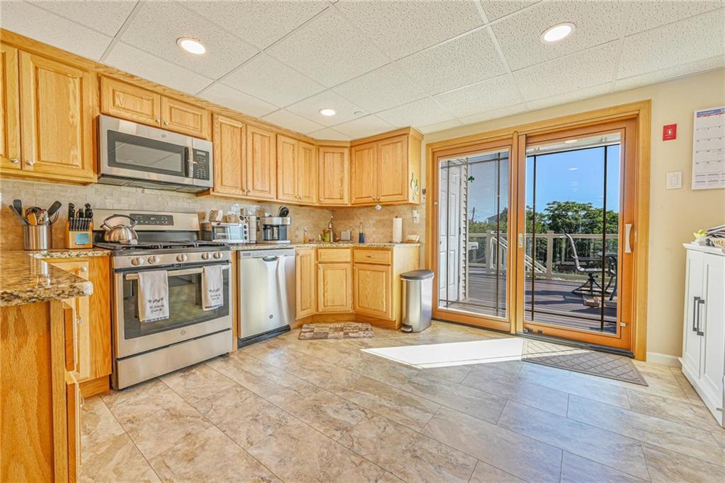 20 West 18th Road Broad Channel Broad Channel NY 11693