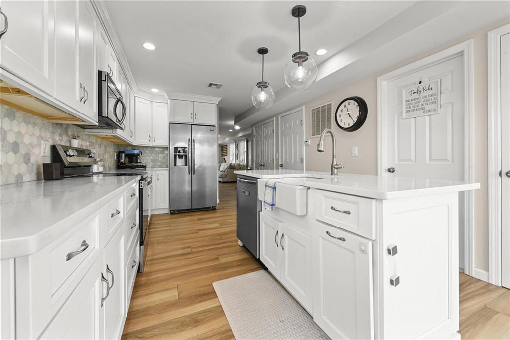 40 West 13th Road Broad Channel Broad Channel NY 11693