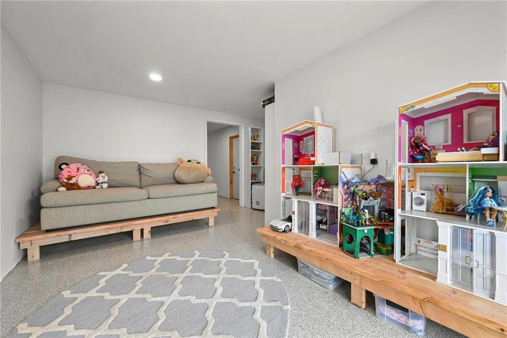 40 West 13th Road Broad Channel Broad Channel NY 11693