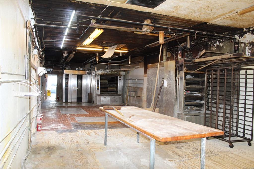 6321 Amboy Road Pleasant Plains Staten Island NY 10309