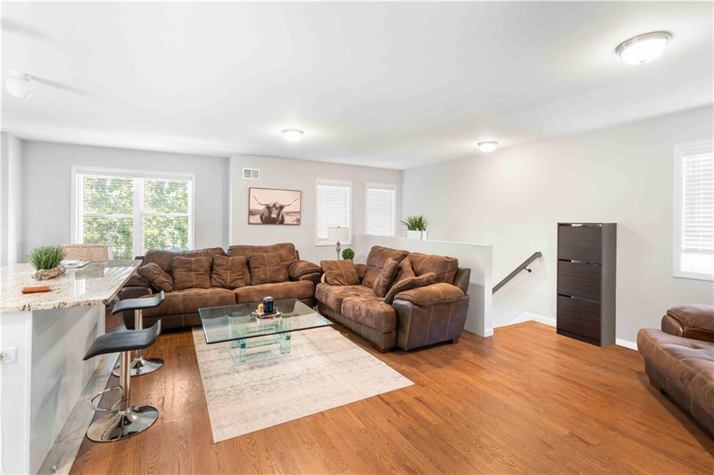 428 Virginia Avenue Rosebank Staten Island NY 10305