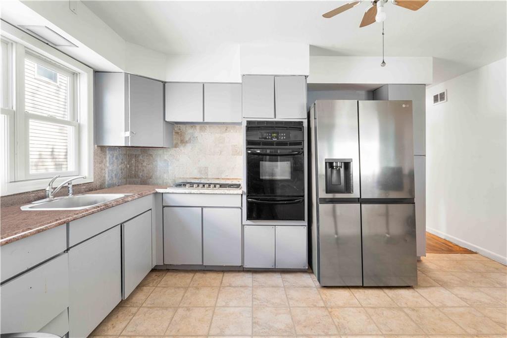 428 Virginia Avenue Rosebank Staten Island NY 10305