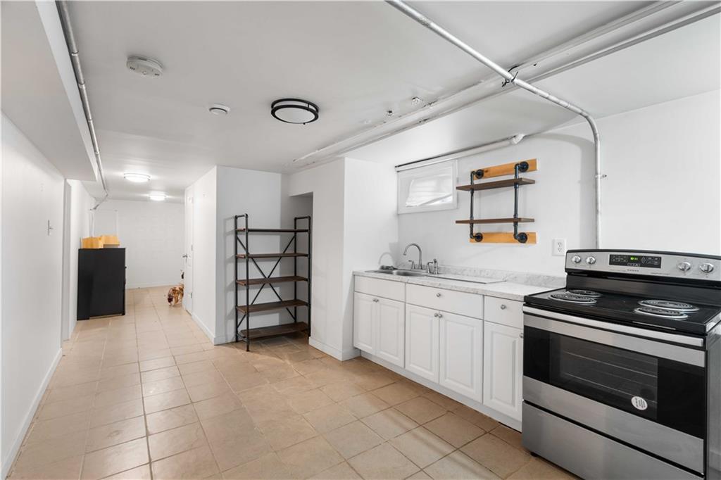 428 Virginia Avenue Rosebank Staten Island NY 10305