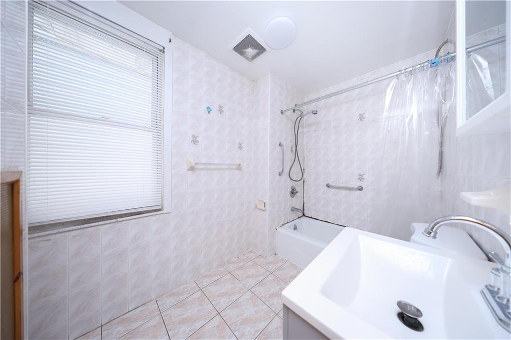 822 72nd Street Dyker Heights Brooklyn NY 11228