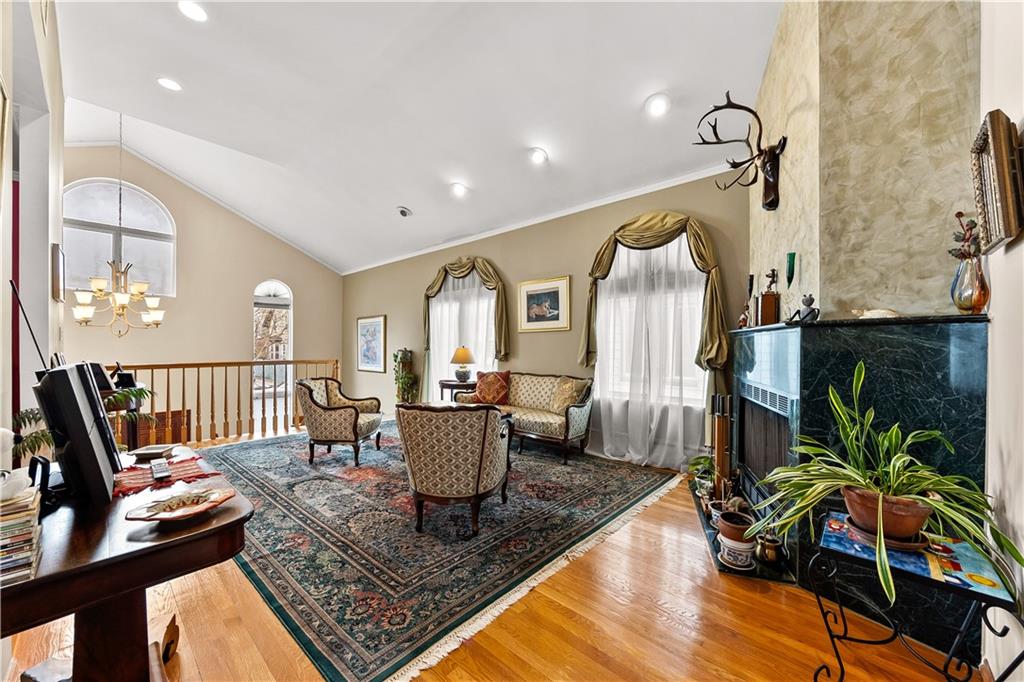 65 Amherst Street Manhattan Beach Brooklyn NY 11235