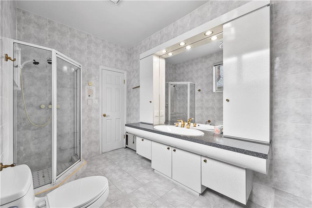 65 Amherst Street Manhattan Beach Brooklyn NY 11235