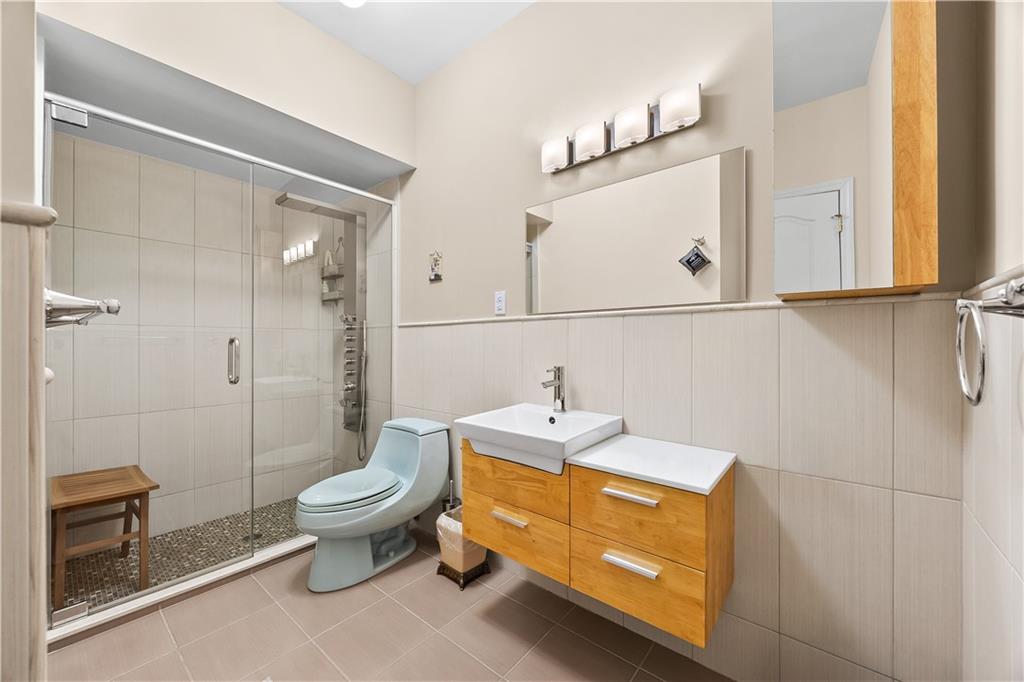 65 Amherst Street Manhattan Beach Brooklyn NY 11235