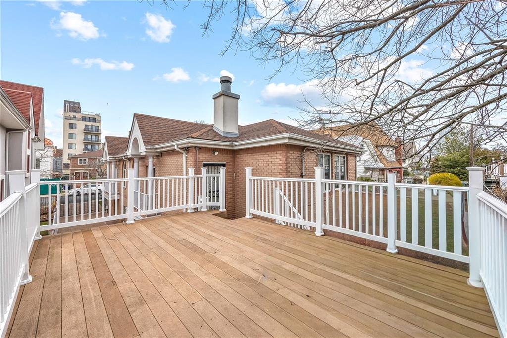 65 Amherst Street Manhattan Beach Brooklyn NY 11235