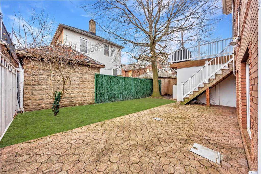 65 Amherst Street Manhattan Beach Brooklyn NY 11235