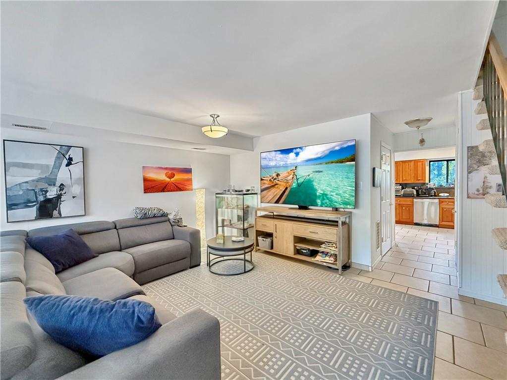 362 Rolling Hill Green Huguenot Staten Island NY 10312