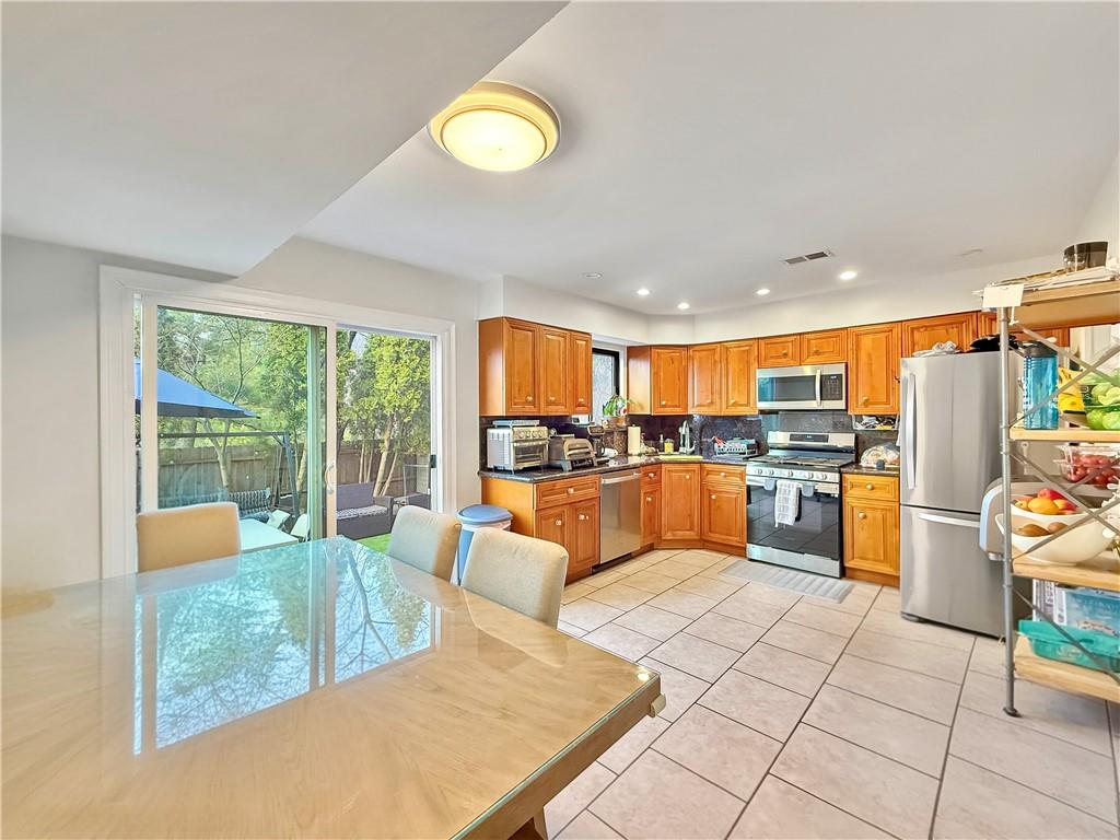 362 Rolling Hill Green Huguenot Staten Island NY 10312