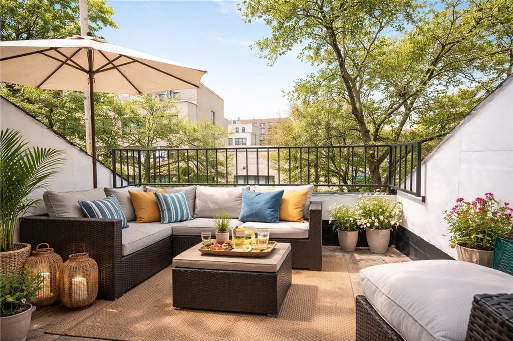 32 71st Street Bay Ridge Brooklyn NY 11209