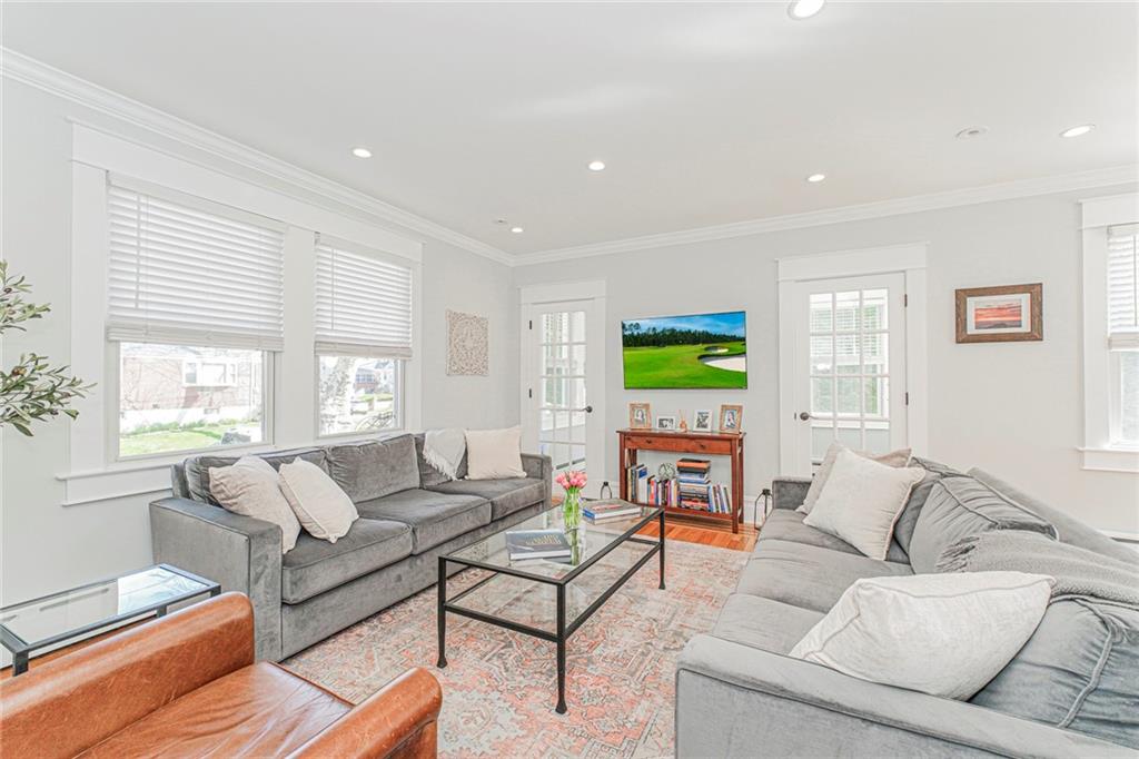 84 Elwood Place Randall Manor Staten Island NY 10301