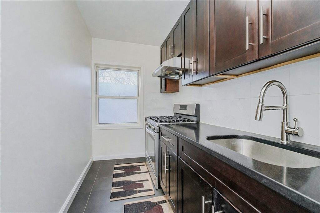 284 Bay 19th Street Bensonhurst Brooklyn NY 11214