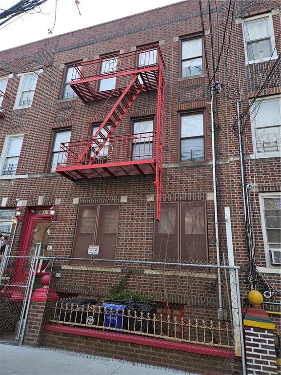 596 Wyona Street East New York Brooklyn NY 11207