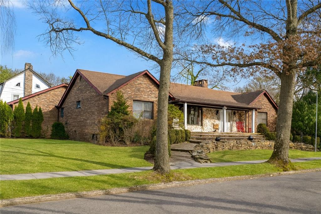 77 Irvington Street Huguenot Staten Island NY 10312