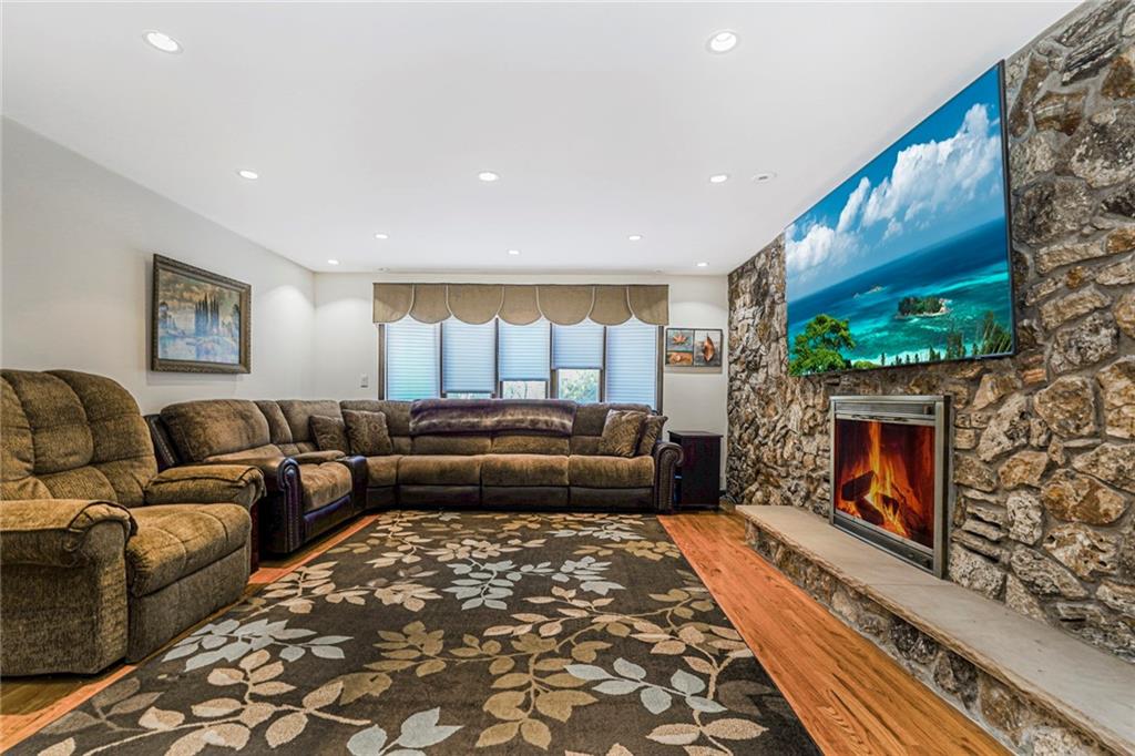 77 Irvington Street Huguenot Staten Island NY 10312