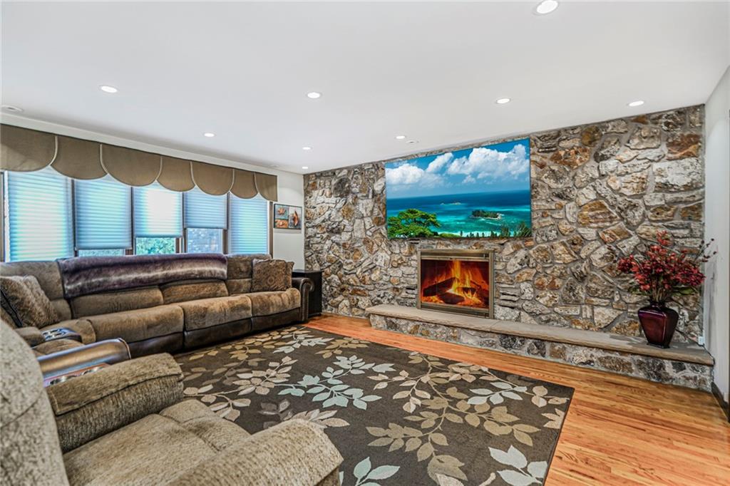 77 Irvington Street Huguenot Staten Island NY 10312