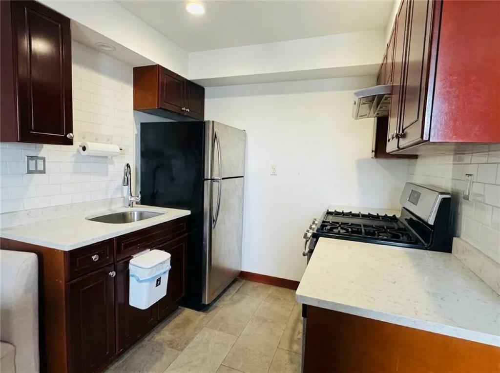 135-46 Grand Central Parkway Briarwood Briarwood NY 11435