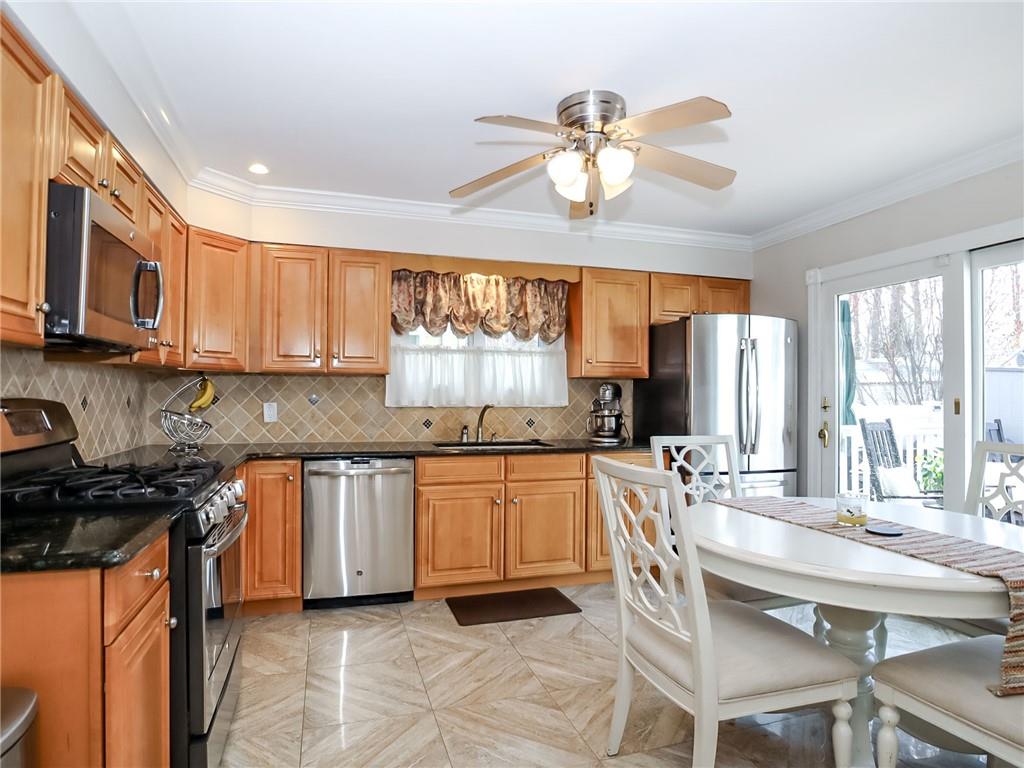 282 Billiou Street Huguenot New York NY 10312