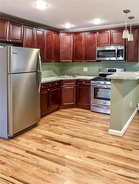 282 Billiou Street Huguenot New York NY 10312