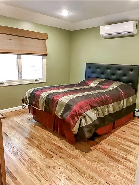 282 Billiou Street Huguenot New York NY 10312