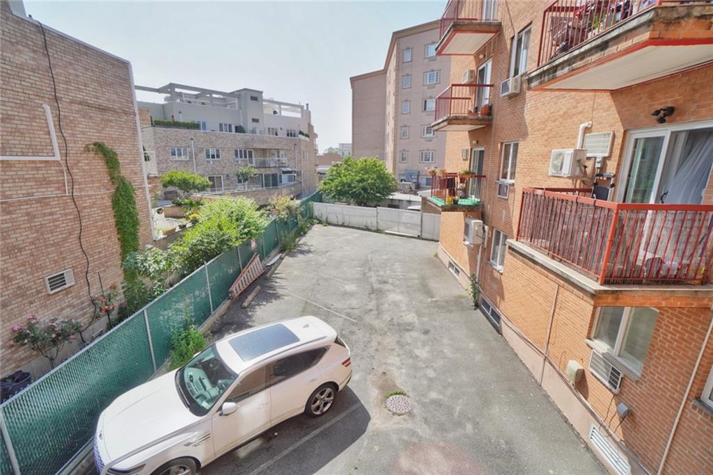 2801 East 28th Street Sheepshead Bay Brooklyn NY 11235