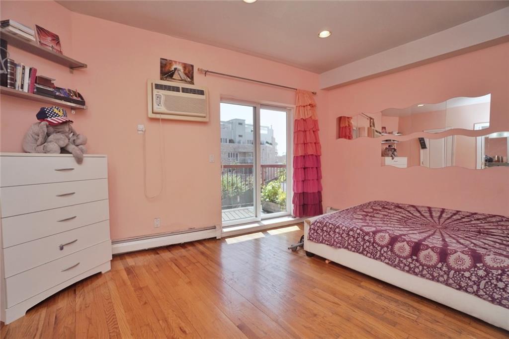 2801 East 28th Street Sheepshead Bay Brooklyn NY 11235