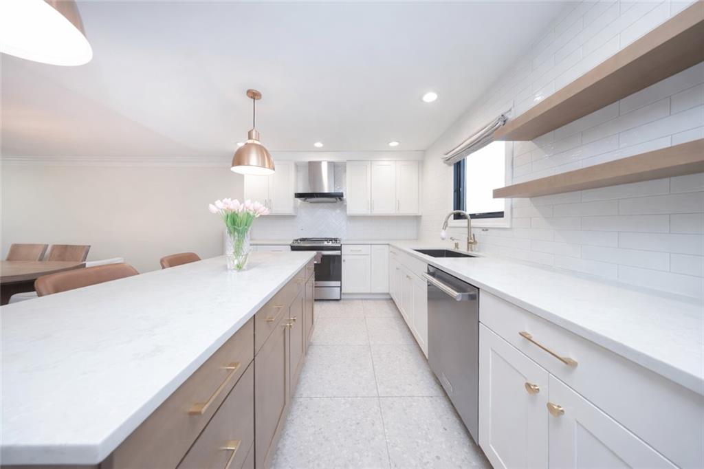 149 Freedom Avenue Bulls Head Staten Island NY 10314