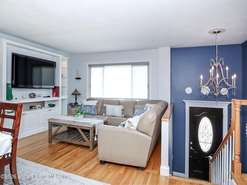 841 South Rensselaer Avenue Woodrow Staten Island NY 10309