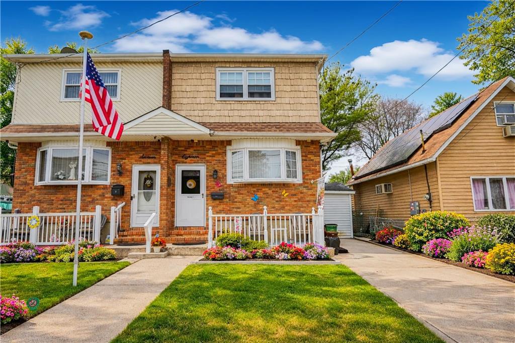 18 Parish Avenue Travis Staten Island NY 10314