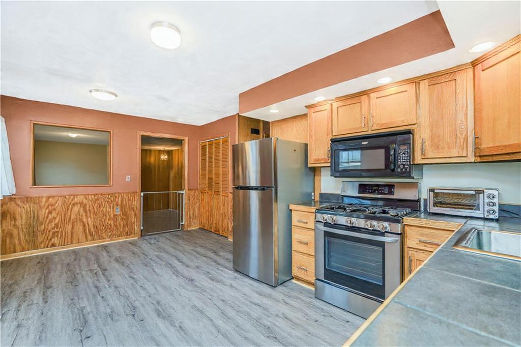 18 Parish Avenue Travis Staten Island NY 10314