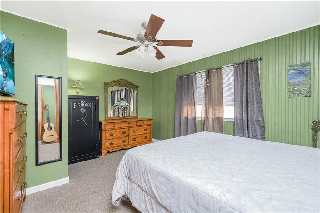 18 Parish Avenue Travis Staten Island NY 10314