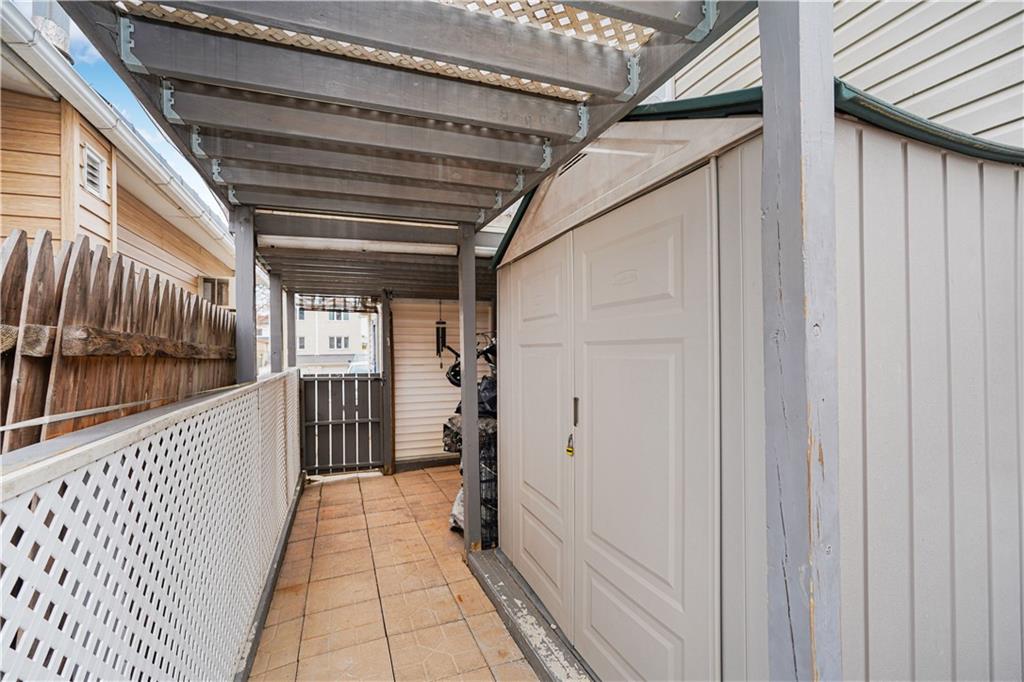 18 Parish Avenue Travis Staten Island NY 10314